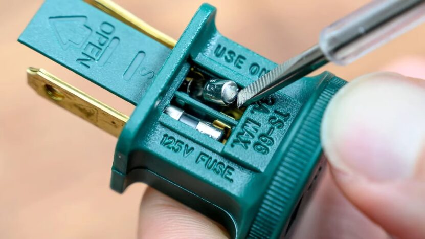 Christmas Light Replace Fuse